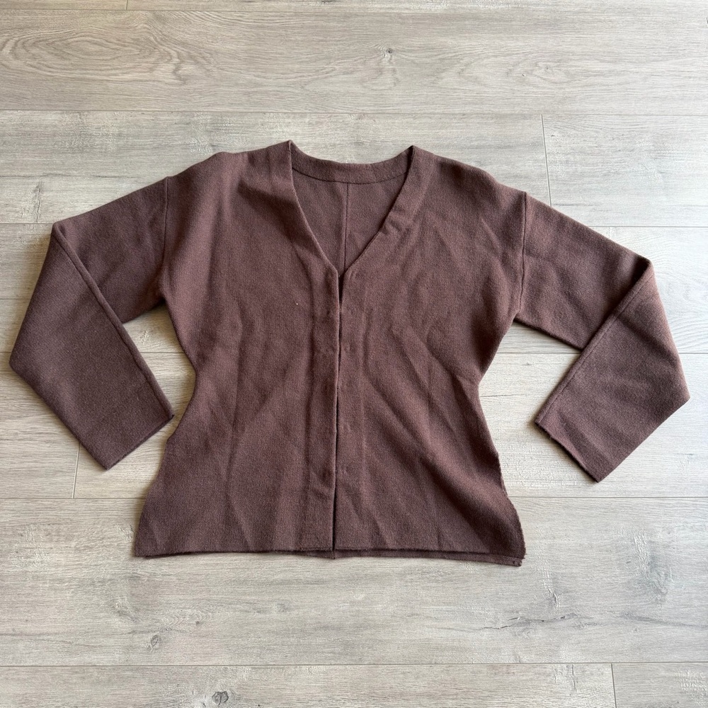 Brown V-Neck Cardigan - size medium - Picture 1 of 4